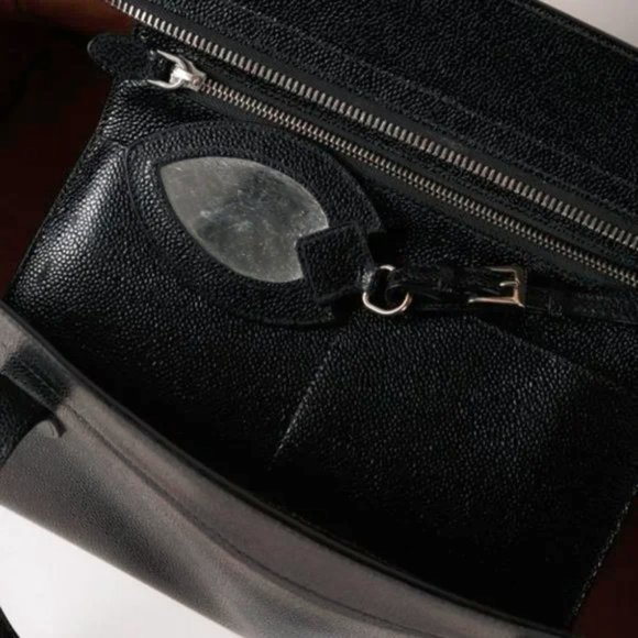 Alaïa Black Pebbled Leather Tote - Picture 9 of 9